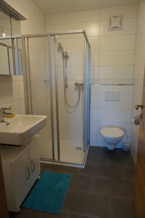 Ferienwohnung Hausleitner Zell am Moos Bagian luar foto